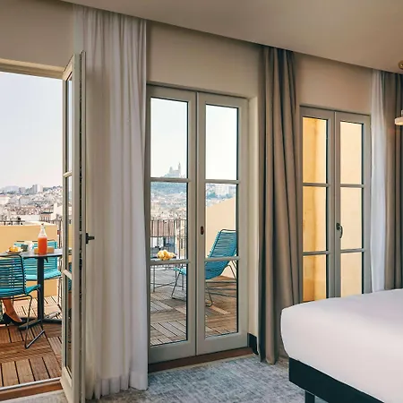 Mercure Canebiere Vieux-port فندق